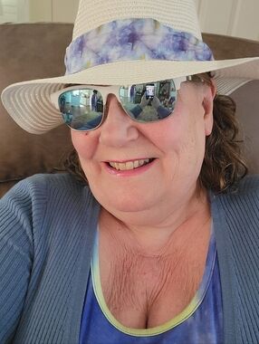 Ashley Stewart White Straw Fedora with Purple Tie-Dye Band